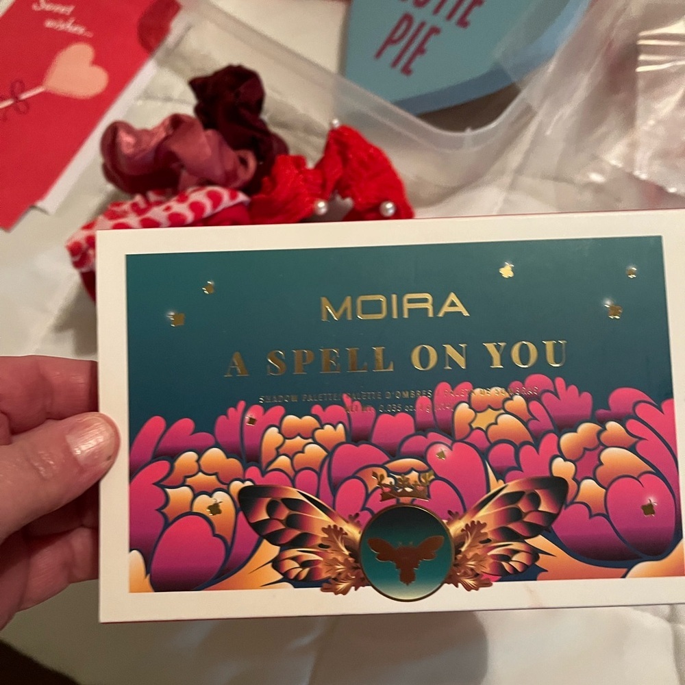 Moira A Spell On You Eyeshadow Palette